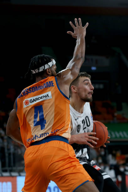 场比赛的激 场比赛的激