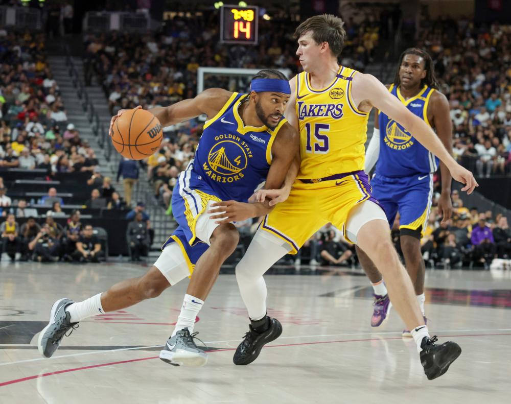 补强球队中 补强球队中