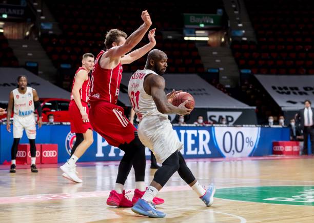 斯曾免签皮 斯曾免签皮