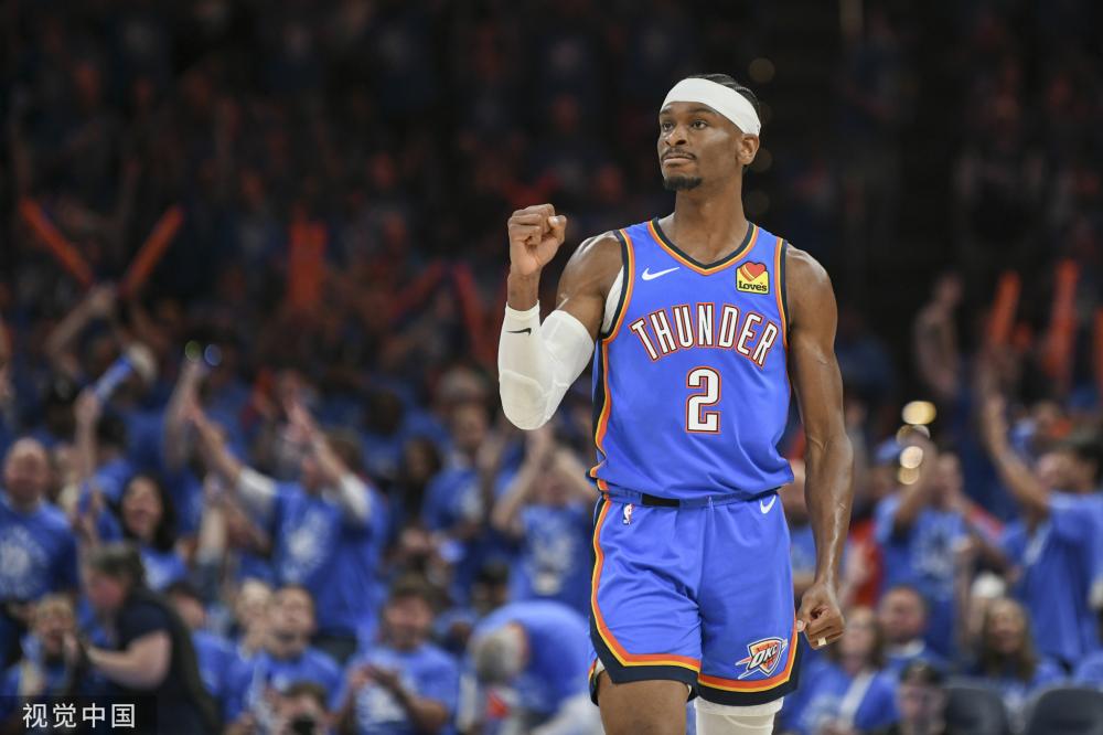 詹姆斯依然 詹姆斯依然